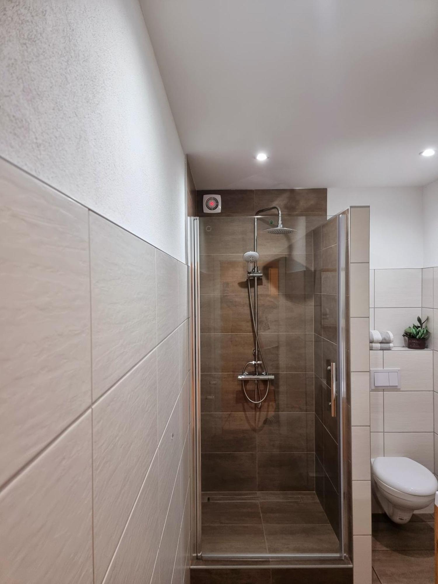 Workershome - Business Apartments - Monteurwohnungen Wertheim Rum bild